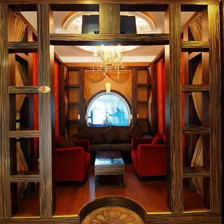 Hotel Grand Zaman Garden 4*